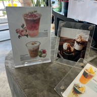 One Two Two Coffee Bar ชลบุรี