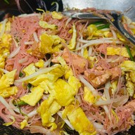 ร้านข้าวมีพุง