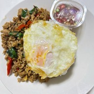 ร้านข้าวมีพุง