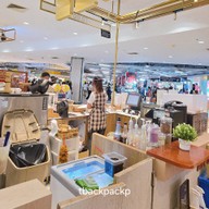 บรรยากาศ Brown Café เมกาบางนา