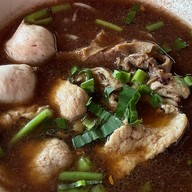 ร้านก๋วยเตี๋ยวบ้านอาม่าซอย 4