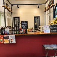 ข้าวต้มปลา ครัวบ้านเจ๊ใหญ่