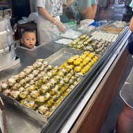 ขนมไทย มนต์เสน่ห์ ตลาดนางเลิ้ง