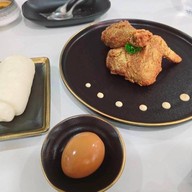 เมนูของร้าน กิ่งไก่ - GING GAI รสมือแม่ รามคำแหง 49