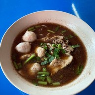 ร้านก๋วยเตี๋ยวบ้านอาม่าซอย 4
