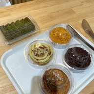 Fine By Me Bakery ( สาขา True digital park ) ทรู ดิจิทัล พาร์ค