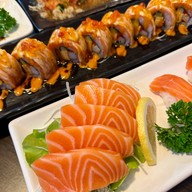 จูนิ ซูชิ สาขา1 แจ้งวัฒนะ24 สาขา1