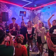 The Factory Original 90 Bar & Restaurant ไม่มี