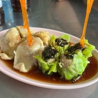 เมนูของร้าน ก๋วยจั๊บ ตั๊กม้อ