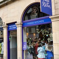 หน้าร้าน Fudge kitchen Edinburgh