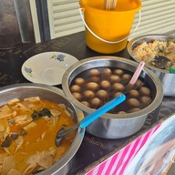 ข้าวแกงบุฟเฟ่ต์@ปั้มบางจาก