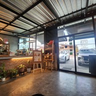 ADAPT COFFEE BAR PATTANAKARN พัฒนาการ
