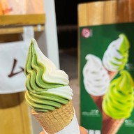 เมนูของร้าน ICE MARU SOFT SERVE & DESSERT