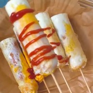 ก๋วยเตี๋ยวโครงไก่ & หมึกย่าง รสเด็ด  (ลูกชิ้นปิ้ง) / อาหารอีสาน