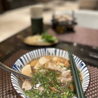 Banh Bistro ร้านอาหารเวียดนาม