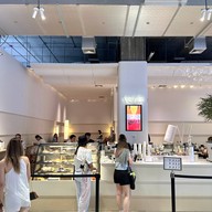 หน้าร้าน ve/la - EMSPHERE Emsphere
