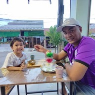 บรรยากาศ น้ำแข็งใส CAFE