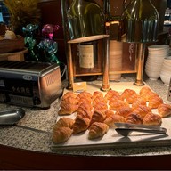 Renaissance Brasserie Renaissance Pudong hotel