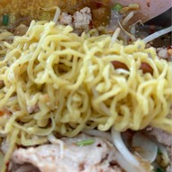 ก๋วยเตี๋ยวหมูบ้านบึง แม่จู