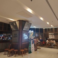 บรรยากาศ Eight Thonglor