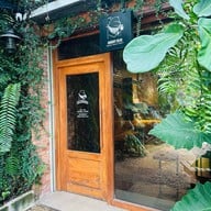 HUNGRY BEAR - coffee society -
