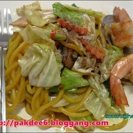 มาลี เลิศรส