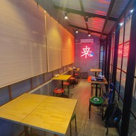 บรรยากาศ The Shoyu Stand เจ อเวนิว ทองหล่อ