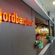 Jordbærpikene Lofoten