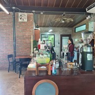 บรรยากาศ Bosu Coffee House สาขา2  ซอยคุ้มเกล้า 11