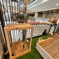 Lounge Pet Cafe'@Eastpana Hotel