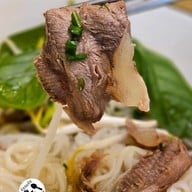 เมนูของร้าน NHA BIN - เฝอบ้านบินห์ บรรทัดทอง