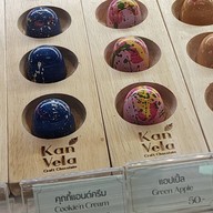 Kan Vela Crafted Chocolate .