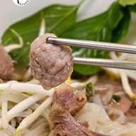 เมนูของร้าน NHA BIN - เฝอบ้านบินห์ บรรทัดทอง