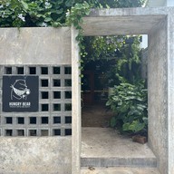 HUNGRY BEAR - coffee society -