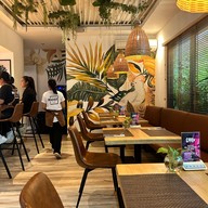 BOOST | Cafe & Restaurant Phuket