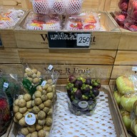 Wee R Fruit โฮมโปร พระราม 3