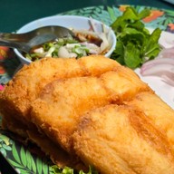 ร้านเพ็ญ(สวนอาหารเพ็ญ) ไม่มีสาขา