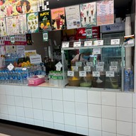 น้ำปั่น พี่ลีฟ อาคาร อปร.