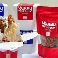 Yummy หมี่ไก่ฉีก ข้าวต้มแห้ง จรัญสนิทวงศ์