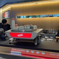 RISE COFFEE มาร์เช่ ทองหล่อ