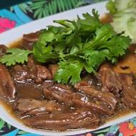 ร้านเพ็ญ(สวนอาหารเพ็ญ) ไม่มีสาขา