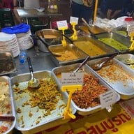เมนูของร้าน แกงกะหรี่นายโย่ง หอยทอดนายโย่ง เยาวราช 11