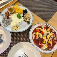 BOOST | Cafe & Restaurant Phuket
