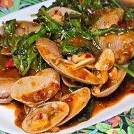 ร้านเพ็ญ(สวนอาหารเพ็ญ) ไม่มีสาขา