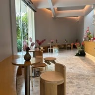 found cafe นวลจันทร์