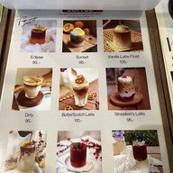 Phli : ผลิ 봄  at Dollaya