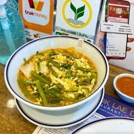 เมนูของร้าน ถูกและดี Food land พัทยากลาง