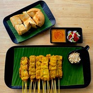 เมนูของร้าน หมูสะเต๊ะย่างเตาถ่าน (Toon satay ) บางโพ