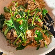 ครัวคุณต้อยกระเพรา🌶️พริกแห้งโบราน🍲🍱🥘 บ้านเอื้อสะพานขาวตึก 63 ห้อง 09เฟสเก่านะคะ