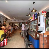 Patcharee Bakery เกาะพีพี